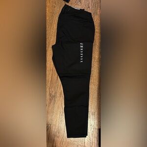 Torrid Classic Black jeggings